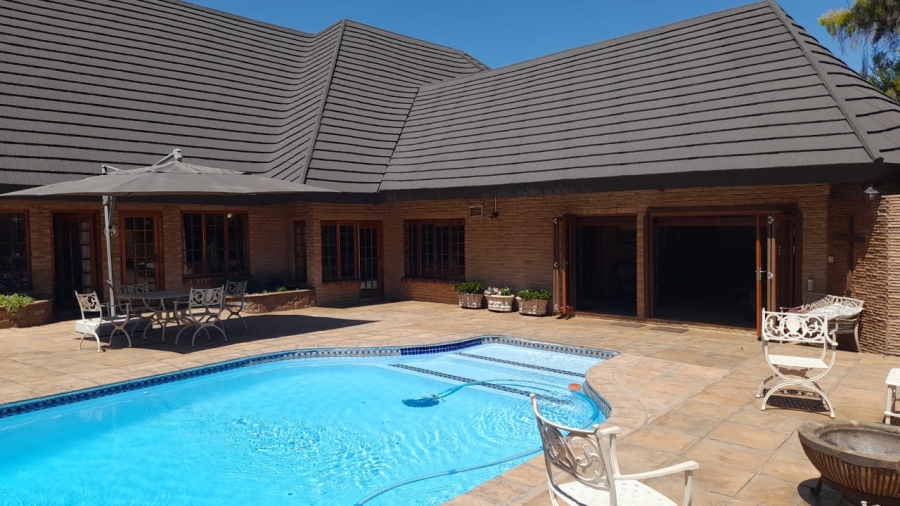 4 Bedroom Property for Sale in Wilkoppies North West